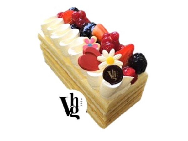 Slagroom rood fruit schnitt